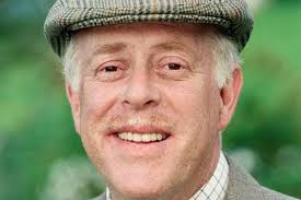 Character Richard from Keeping Up Appearances