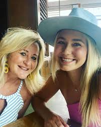 Well the outcome of the game was not what we had hoped for, but it sure was  a great time tailgating! I love this tradition and these sweet friends!