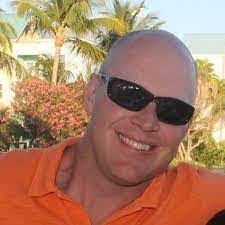 Abe Hantout's Instagram, Twitter & Facebook