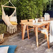Table de jardin en bois, table en teck, pliante et extensible, ronde ou carrée les cigales chantent. Table De Jardin Extensible En Eucalyptus 6 A 10 Places Alinea Garden Table Outdoor Decor Outdoor Furniture Sets