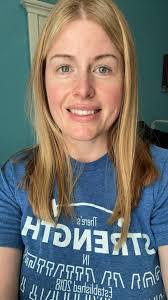 Julie Villegas's Instagram, Twitter & Facebook