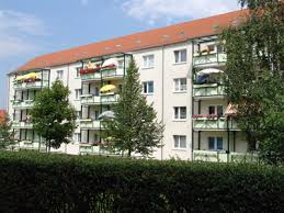 Etage 318,00 € 60,50 m² 3 kaltmiete wohnfläche zimmer stromrechner gasrechner ansprechpartner: 3 Zimmer Wohnung Zwickau Weissenborn 3 Zimmer Wohnungen Mieten Kaufen