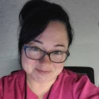 Amanda Shotts's Instagram, Twitter & Facebook