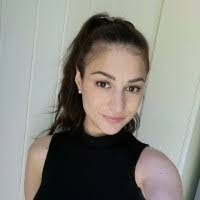 Diana Benoit's Instagram, Twitter & Facebook