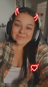 Looking to pkay with some women only! I'm not the greatest but I sure try  lol, hmu for my gamertag ♡