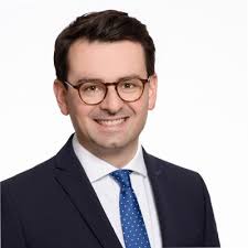 Viele Monate Arbeit für diesen Tag. Heute zählt es: Deutschland kann für  einen Politikwechsel stimmen. Für eine Wirtschaft, die wächst und ein Land,  das sicher ist. Für ein Deutschland, das in Europa… |