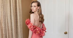 Check out the full nominations list for the 78th annual golden globe awards. 0bvd2wp29yz4hm