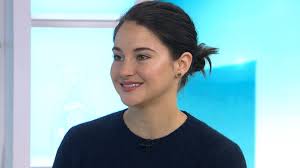 Shailene diann woodley is an american actress and activist. Shailene Woodley S Hair Is Blond See The New Look