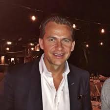 Peter Lacoste (@lacostepg)