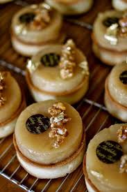 Apple Caramel And Walnuts Patisserie Gateau Noix Caramelisees Miam