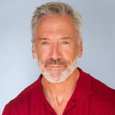 Clayton Paterson's Instagram, Twitter & Facebook