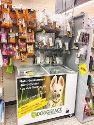 Frisches Hundefutter Im Rewe In Hungen Hunde Futter Hundefutter Hunde