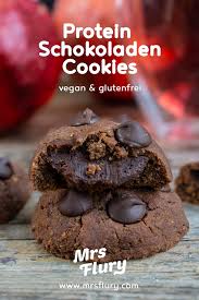 Triple Chocolate Protein Cookies Vegan Mrs Flury Gesunde Rezepte Rezept Eiweiss Cookies Protein Cookies Lebensmittel Intoleranz