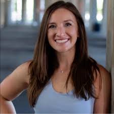 Laura Mahoney's Instagram, Twitter & Facebook