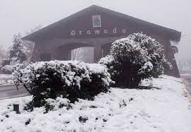 Independente da estação, é sempre recomendado levar pelo menos um casaco, já que a cidade fica em uma. Neve Em Gramado Quando Viajar Para Ver Neve Na Serra Gaucha