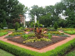 Basic Design Principles And Styles For Garden Beds Proven Winners Garden Design Plans Garden Design Formal Garden Design
