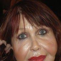 Arlene Hatton's Instagram, Twitter & Facebook