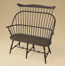 Sack Back Windsor Settee With Comb Chair Colonial Furniture Windsor Chair