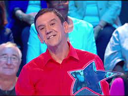 Fin juin, l'animateur de 59 ans a fêté les dix ans de l'émission avec certains des plus grands maîtres de midi lors d'une semaine spéciale le combat des maîtres. Christian Quesada Wiki Les 12 Coups De Midi Fandom