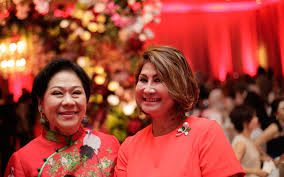 Agreed that chinese weddings are super pricey now. Etiquette On Occasion 5 Things To Remember At A Chinese Wedding Tatler Malaysia