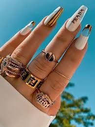 We take our last customer at 6pm daily. 20 Stylish Gold Nail Design Ideas For 2021 The Trend Spotter
