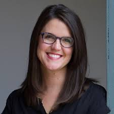 I want to commend Lisa Stalter and The Hair Place ✂️ to you as the latest  #facesofdurham highlight! Today is picture day at Hillandale Elementary  School, so I called Lisa in a