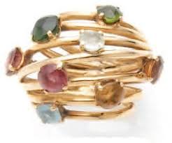 Suzanne Belperron Bague Composee D Un Ensemble D Anneaux En Or Jaune Sertie De Pierres Semi Precieuses Dans Une Boite D Bijou Joaillerie Bague Boucheron Bague