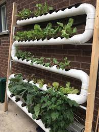 How To Build Flood Drain Hydroponics On Your Own Hydroponic Gardening Diy Hydroponics Diy Hydroponic Farming