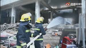 今天（13日）早晨6:30，湖北十堰市张湾区艳湖小区发生燃气爆炸事故，爆炸造成多人被困，部分人员受伤。 目前，当地正在组织救援。 事故原因正在调查中。 （原标题为《湖北十堰发生一起燃气爆炸事故 部分人员受伤》）. Cmxxi9xkiduoxm