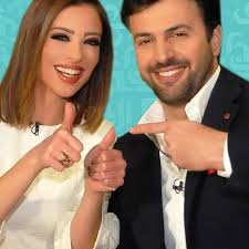 انتشرت خلال الأيام الأخيرة شائعة تفيد حدوث خلافات بين تيم حسن و وفاء الكيلاني وصلت إلى حد التفكير في الانفصال، وهي الشائعة التي لم ينفها أي منهما رغم انتشارها على مواقع. ÙˆÙØ§Ø¡ Ø§Ù„ÙƒÙŠÙ„Ø§Ù†ÙŠ Ø­Ø§Ù…Ù„ Ù„Ø§ ØªØµØ¯Ù‚ÙˆØ§ Ø§Ù„Ø³ÙˆØ´ÙŠØ§Ù„ Ù…ÙŠØ¯ÙŠØ§ ØµÙˆØ±Ø© Ù…Ø¬Ù„Ø© Ø§Ù„Ø¬Ø±Ø³