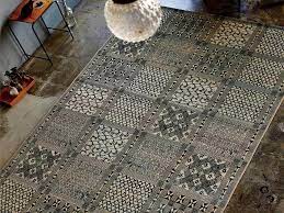 デザインと色づかいが斬新なエジプト製ラグマット カーペット batik 513x 6サイズ toco life タイル 柄 ラグ カーペット