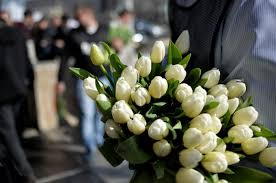 Articole despre pandemie, martisoare, ziua internationala a femeii, 1 martie, martisor, mesaj, flori, cadouri, ziua femeii si carte. 8 Martie Ziua Femeii TradiÈ›ii È™i Obiceiuri Ziar Info IaÈ™i Stiri Iasi