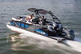 There's a style to suit any need. 10 Top Pontoon Boats Our Favorites Boats Com