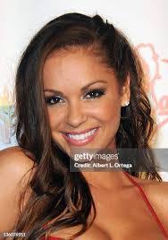 Lashell Nelson's Instagram, Twitter & Facebook