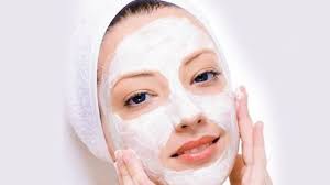Bawa segudang manfaat untuk kesehatan dan juga kecantikan. Yuk Bikin Sendiri Masker Stroberi Yogurt Untuk Perawatan Kulit Wajah Putih Dan Mulus Alami Tribun Bali