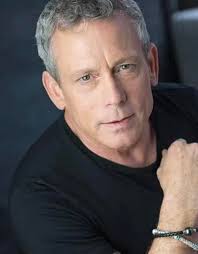 Hallmark movie featuring autumn reeser is