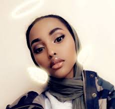 muslim #muslimgirl #hijab #henna #hijabi #somali #makeup #contacts ...