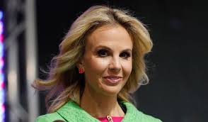 How Did Elisabeth Hasselbeck Meet Her Husband, Former NFL Player Tim  Hasselbeck?