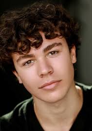 Fan Casting Zackary Arthur as Rob Hilliard in Grown Ups (2020-2023)