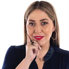 Magda Orta's Instagram, Twitter & Facebook