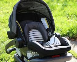 Graco Snugride Snuglock 35 Dlx Infant Car Seat Baby Car Seats Car Seats Baby Car