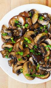 Mushrooms Sauteed With Garlic In Olive Oil And Topped With Green Onions Or Chives Mushroom Recipes Healthy Vegetable Recipes Healthy Recipes