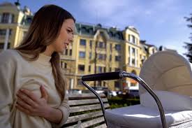 Ada beberapa cara untuk mengatasinya. Gejala Mastitis Infeksi Payudara Yang Kerap Dialami Ibu Menyusui Halaman All Kompas Com