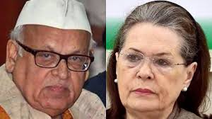 कांग्रेस से चाटुकारों-दरबारियों को बाहर निकालें', अजीज कुरैशी ने सोनिया  गांधी को लिखा लेटर