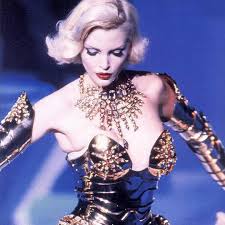 Fashion designer valentino once commented on her physical resemblance to marlene dietrich. Nadja Auermann For Thierry Mugler F W 1995 Schiller Xix Siberia