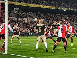 De toto knvb beker is de beker van heel nederland. Ajax Betaalt Feyenoord Met Gelijke Munt In Halve Finales Knvb Beker De Volkskrant