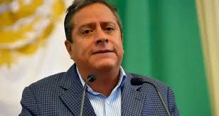 Esposo de Aleida Alavez va por curul de San Lázaro