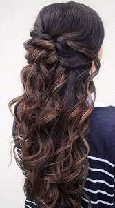 Prom Night Is One Of The Important Events For Every Girl On This Night They Do Not Leave Any Single Matter To Hair Styles Curly Hair Styles Wedding Hair Down