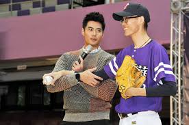 He previously played in the major league baseball (mlb) for the baltimore orioles and miami marlins. æ¸…è¯aiæ£'çƒä¼™ä¼´ æ¦®è­½è¬›åº§æ•™æŽˆé™³å‰æ®·é–‹è¬› 2018 12 14ç§˜æ›¸è™• é¦–é æ•…äº‹ åœ‹ç«‹æ¸…è¯å¤§å­¸
