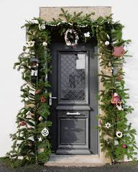 La Porte Athena Aux Couleurs De Noel Deco Noel Exterieur Entree Noel Deco Entree Maison